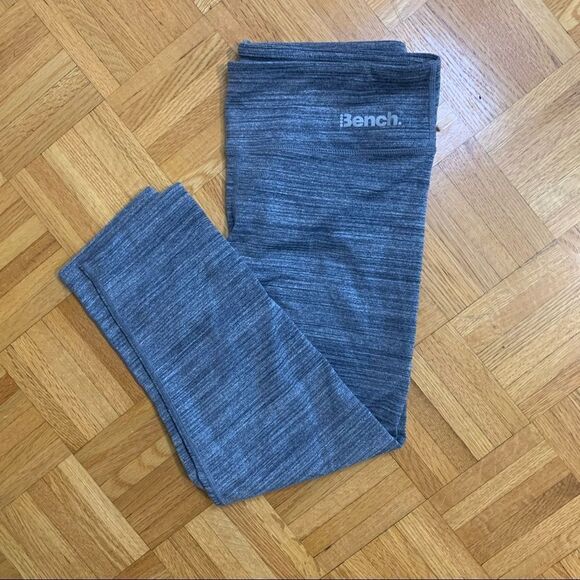 Bench Grey Capri Leggings Size Medium - Picture 1 of 5